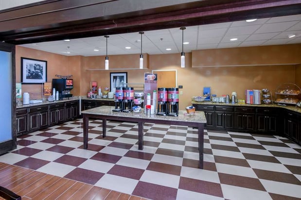 Images Hampton Inn & Suites Augusta West