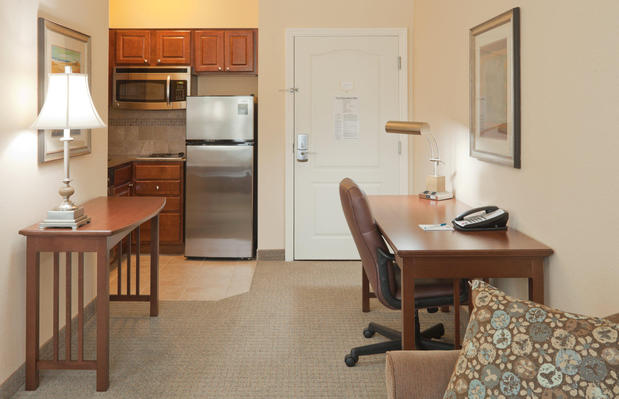Images Staybridge Suites Lafayette-Airport by IHG