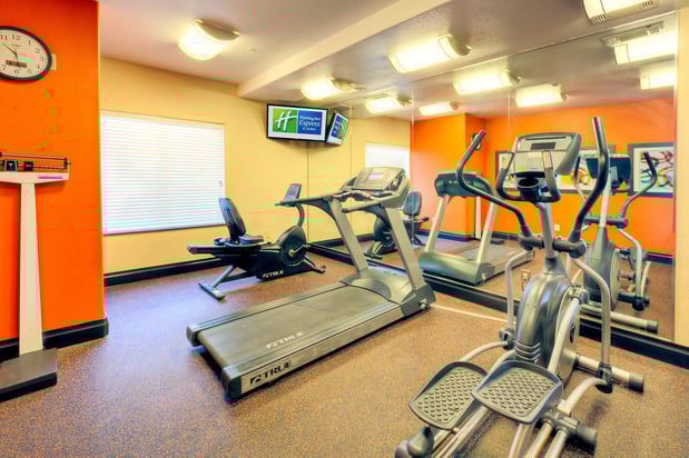Images Holiday Inn Express & Suites Granbury by IHG