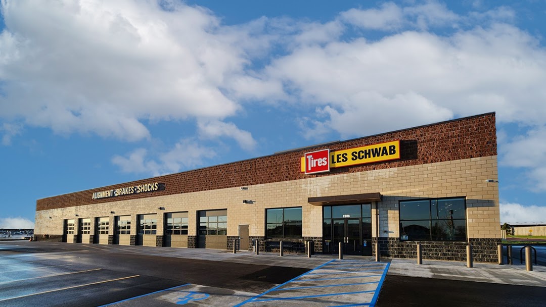 Les Schwab Tire Center