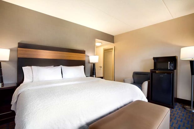 Images Hampton Inn & Suites Camp Springs/Andrews AFB
