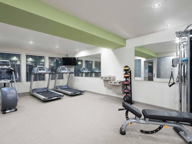 Images WoodSpring Suites Thornton-North Denver