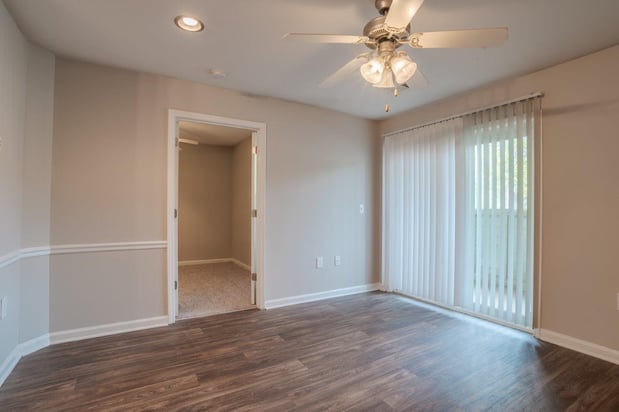 Images The Waterford Apartments Apartment Homes