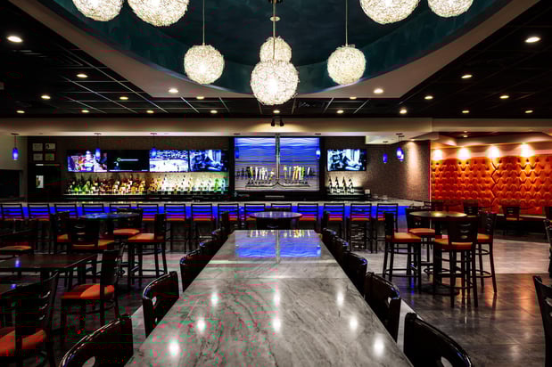 Images Holiday Inn Newark International Airport by IHG