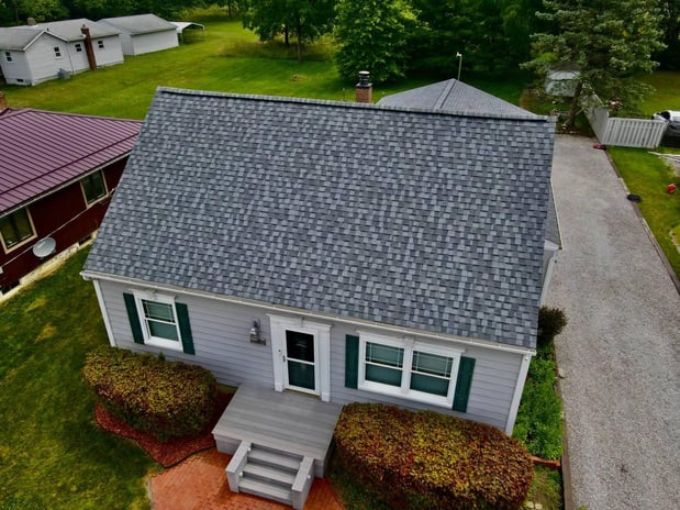 Images Hof Roofing & Construction Parma