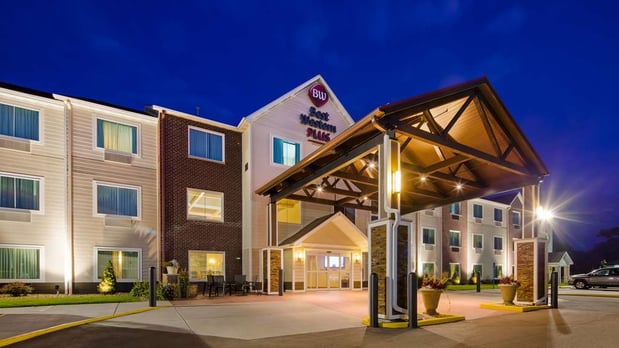 Images Best Western Plus Menomonie Inn & Suites