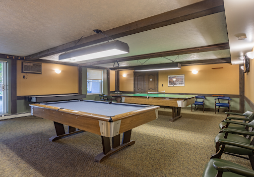 Images 200 West Apartments