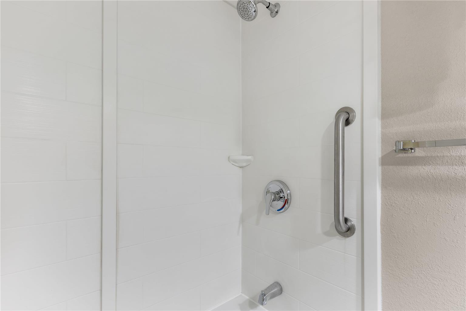 Standard King Bathroom