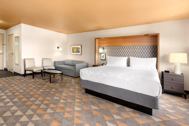 Images Holiday Inn Yakima by IHG