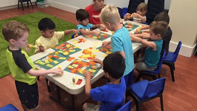 Bring your child into the fun with colorful parachute play that combines movement, music, and cooperation. These activities for children in Encino encourage participation and give families a joyful way to connect with others.