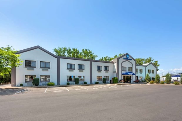 Images Best Western Port Clinton