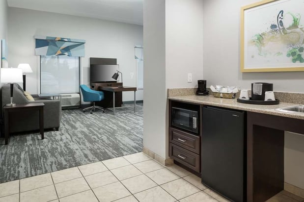 Images Hampton Inn & Suites Panama City Beach-Pier Park Area