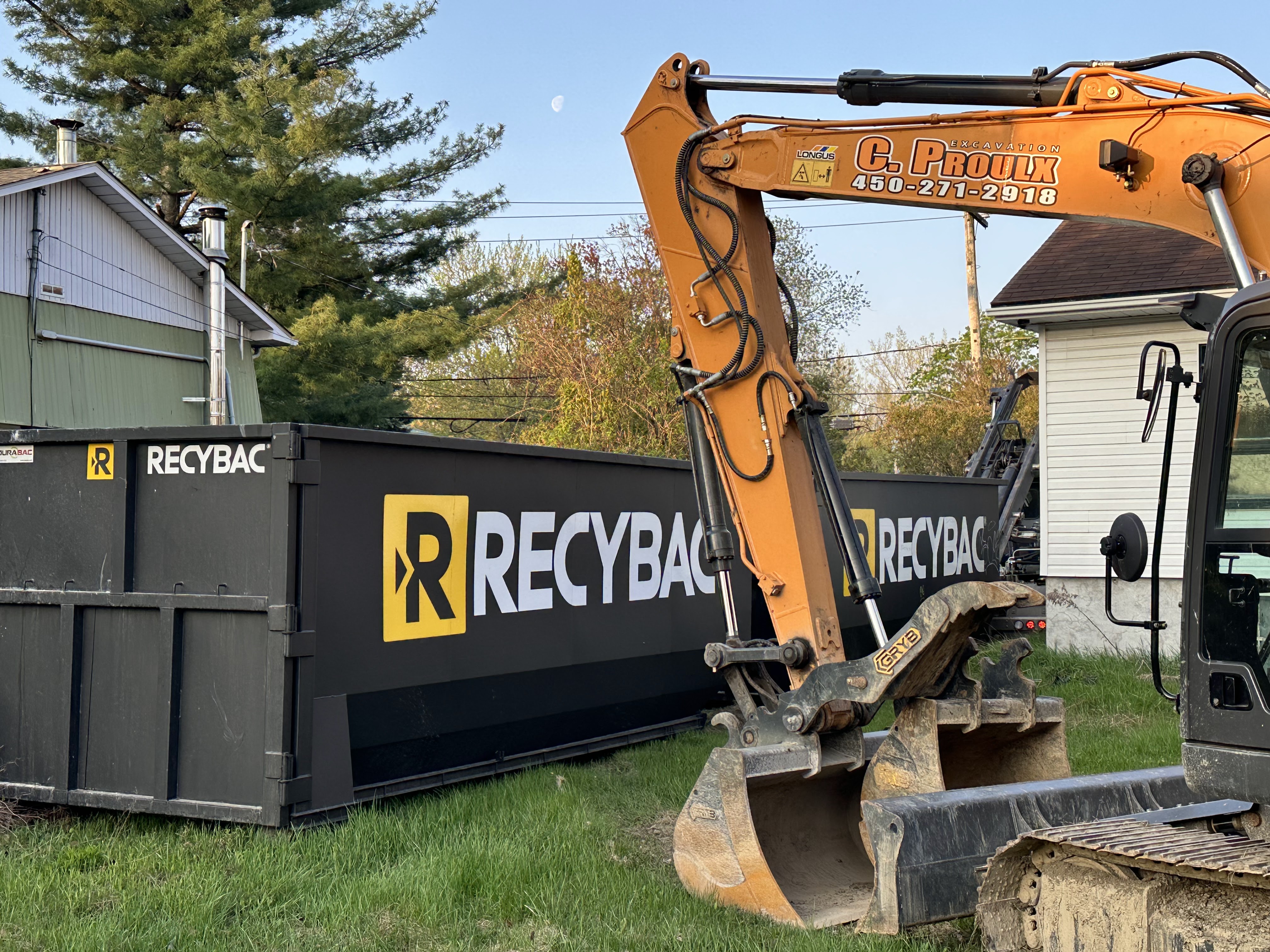 Images Location de conteneur RECYBAC Longueuil