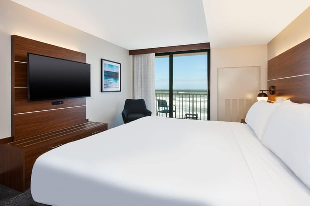 Images Holiday Inn Express & Suites VA Beach Oceanfront by IHG