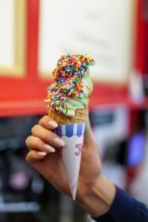 Images Dawson's Yogurt & Fudgeworks