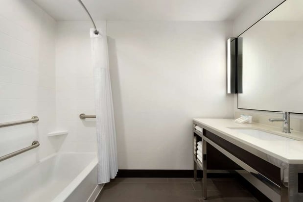 Images Hilton Garden Inn Medford