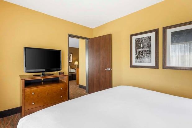 Images Best Western Plus Tupelo Inn & Suites