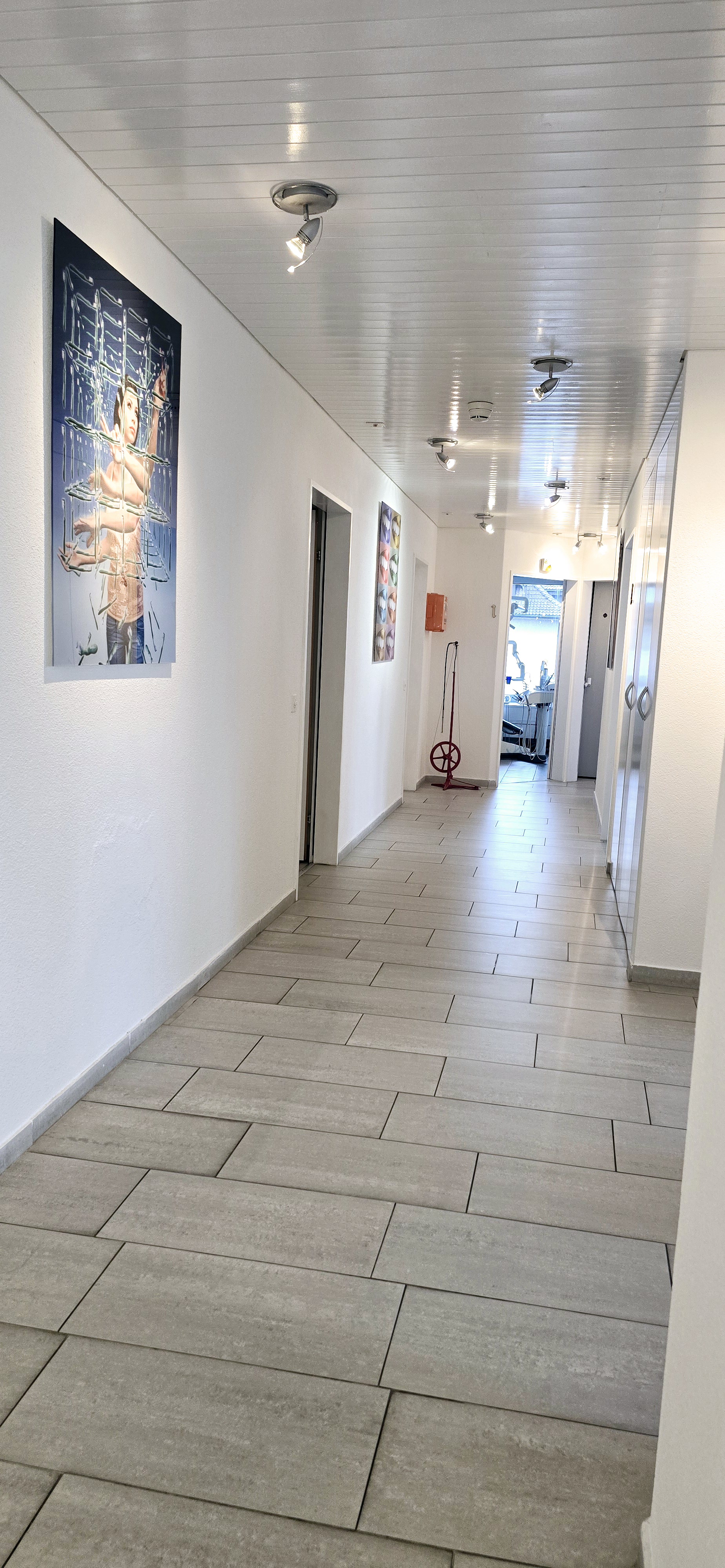 Zahnarztpraxis Jonaport Dr. med. dent. Alexander Kroneberger, St. Gallerstrasse 23 in Jona
