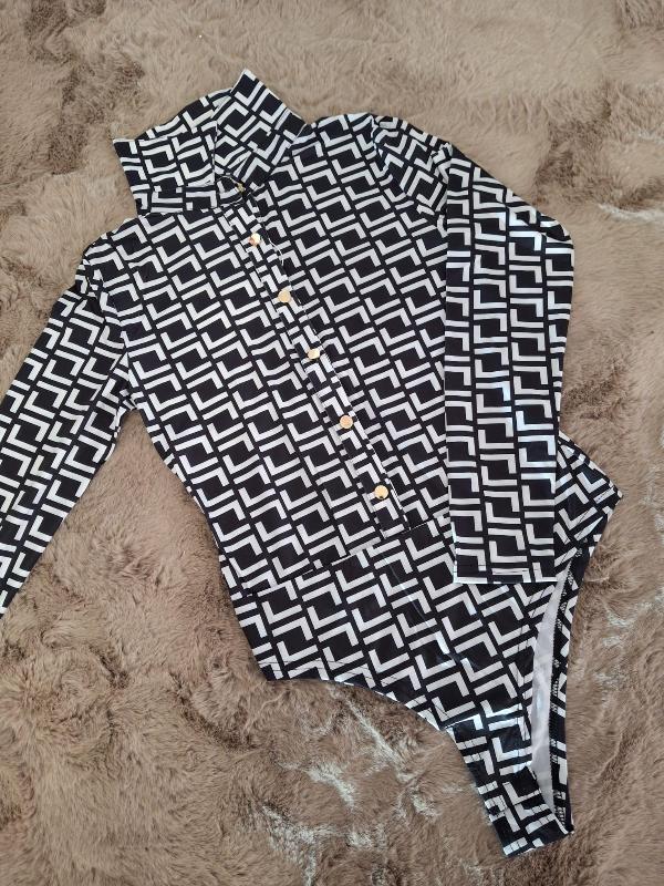 Images Revolution boutique – Abbigliamento donna