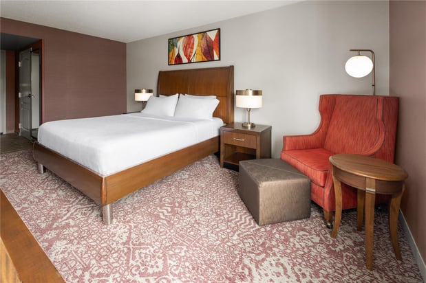 Images Hilton Garden Inn State College