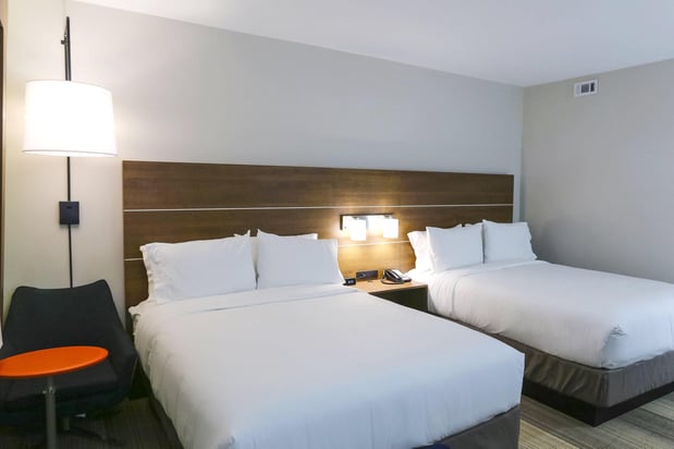 Images Holiday Inn Express & Suites Houston IAH - Beltway 8 by IHG