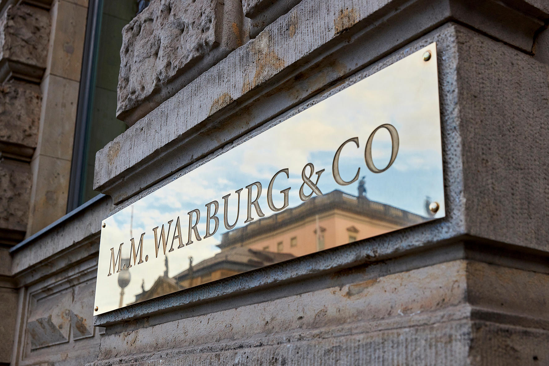 Kundenbild groß 1 M.M.Warburg & CO Berlin