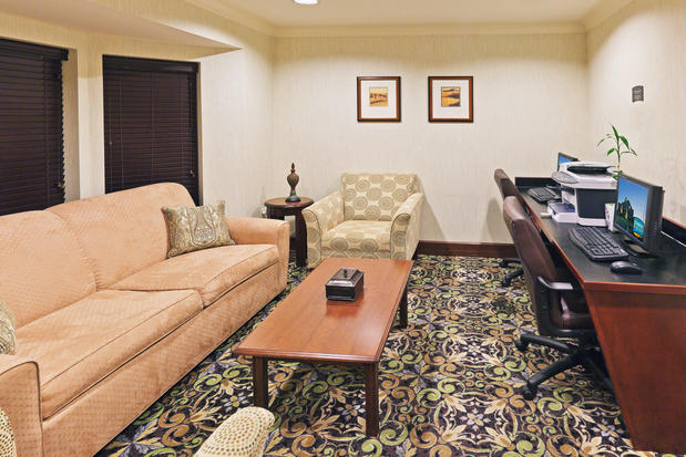 Images Staybridge Suites Wichita by IHG