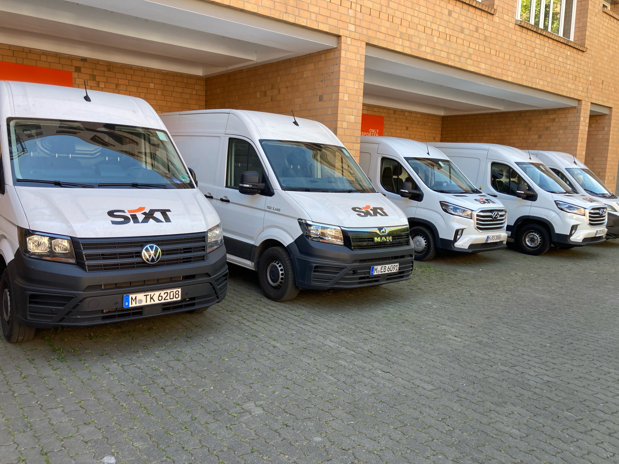 SIXT Autovermietung Magdeburg, Lübecker Straße 14 in Magdeburg