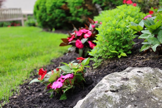 Images Oakwood Lawn & Landscaping