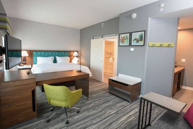 Images Hampton Inn & Suites Cincinnati Liberty Township