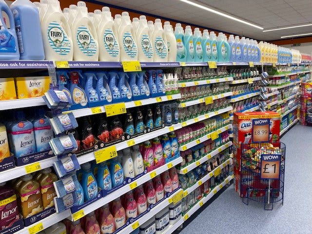 B&M's brand new store in Bradford stocks a huge range of cleaning products, from the biggest brands like Daz, Ariel, Comfort, Fairy and many more.