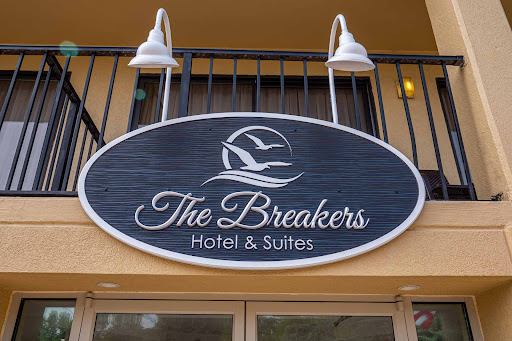 Images Breakers Hotel & Suites