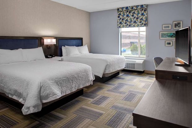 Images Hampton Inn & Suites Syracuse North Airport Area