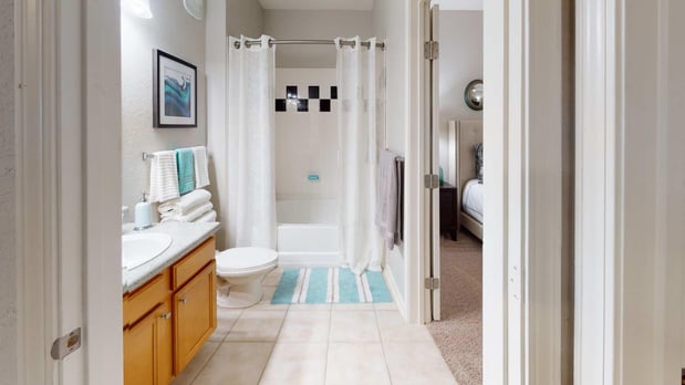 Images Halston World Gateway Apartment Homes