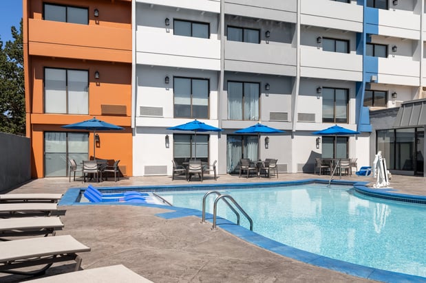 Images Holiday Inn Express Denver Central - North by IHG