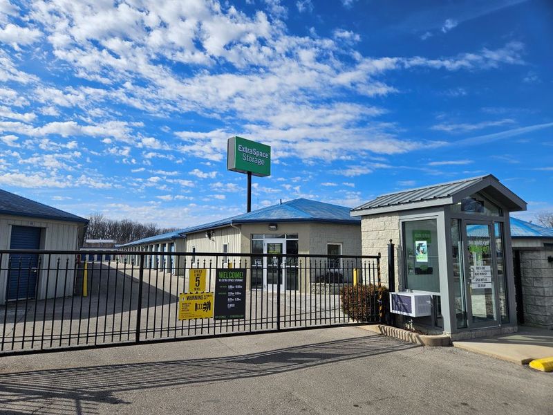 Beauty Image - Storage Express at 11770 N Hartman Dr, Edinburgh, IN 46124