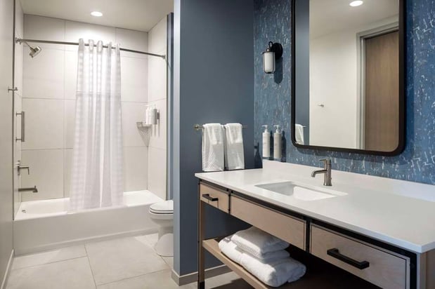 Images Embassy Suites by Hilton Bowling Green