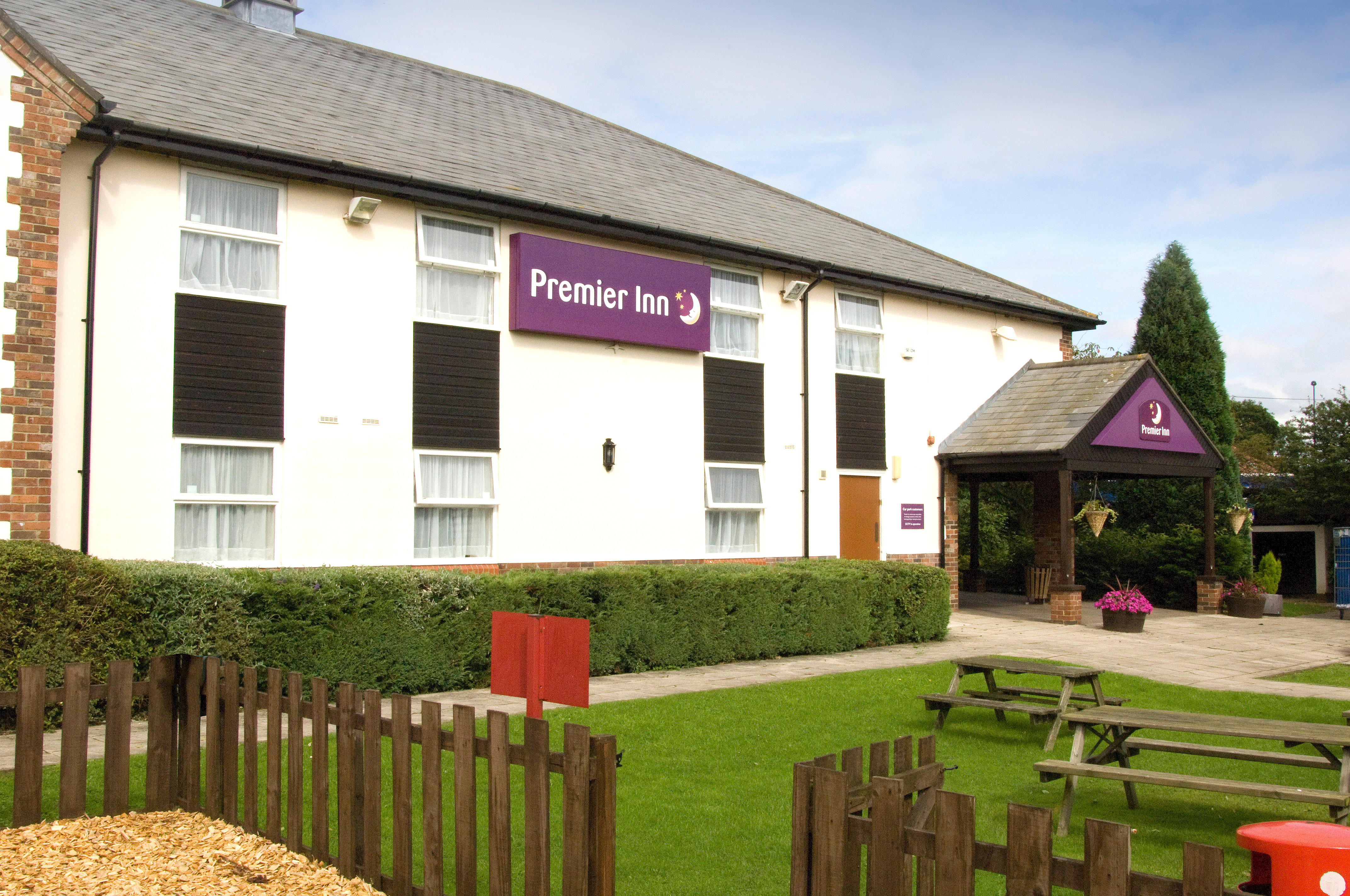 Images Premier Inn Newcastle Airport (South) hotel