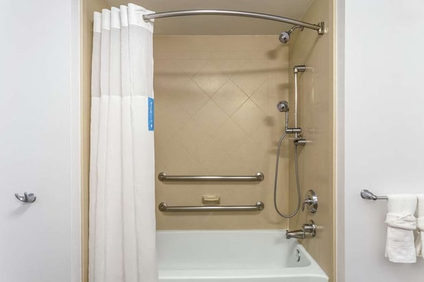 Images Hampton Inn & Suites Chicago-Libertyville