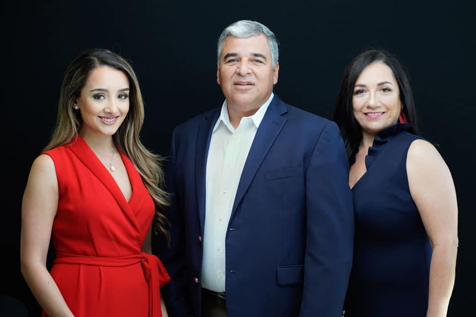 The Pena Family- Brianna Pena-Oakes is a second-generation Allstate Agent, following in both of her parents' footsteps.