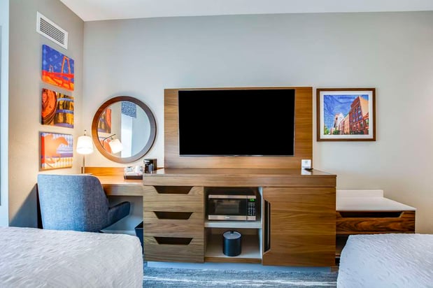 Images Hampton Inn & Suites by Hilton Louisville East Oxmoor