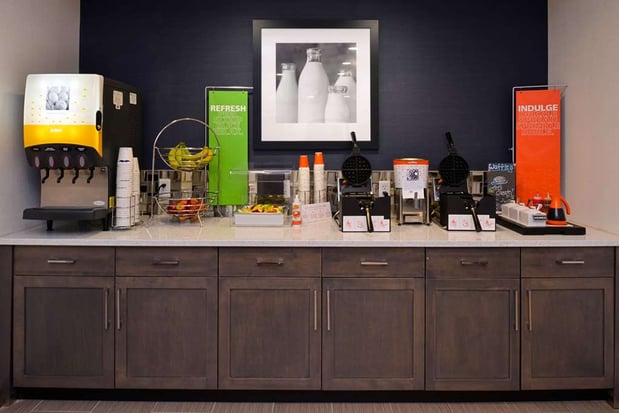 Images Hampton Inn & Suites Albany-East Greenbush