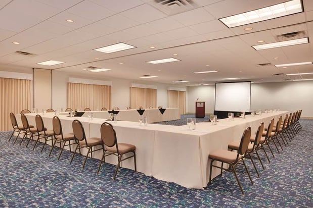 Images Embassy Suites by Hilton Scottsdale Resort