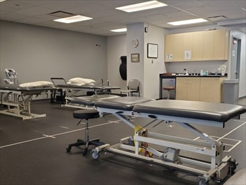 Image 8 | RUSH Physical Therapy - Lakeview FFC