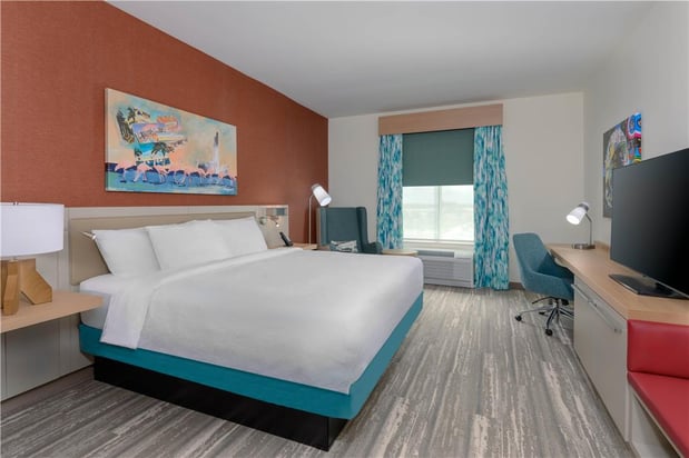 Images Hilton Garden Inn Cape Canaveral near Cocoa Beach