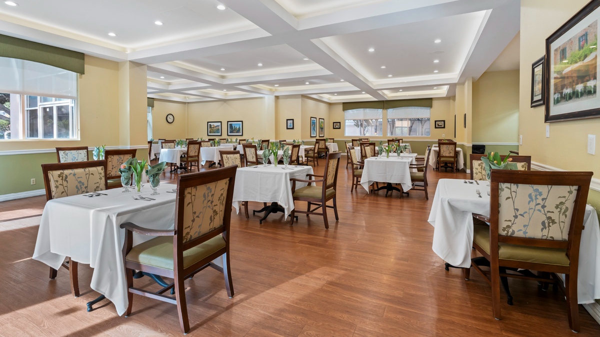 Brookdale Santa Monica Gardens Dining Room