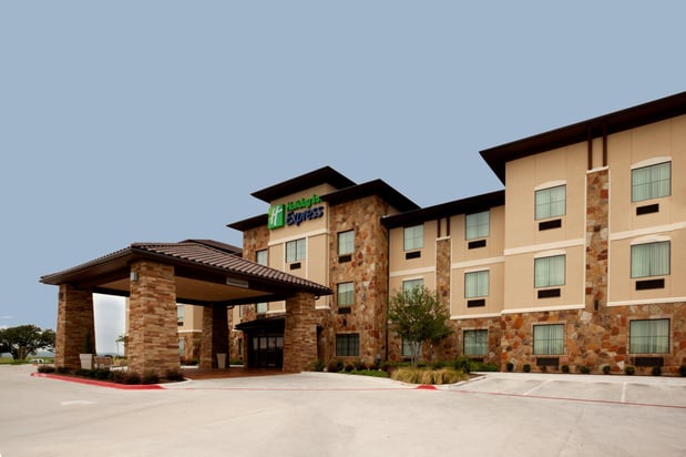 Images Holiday Inn Express & Suites Marble Falls by IHG