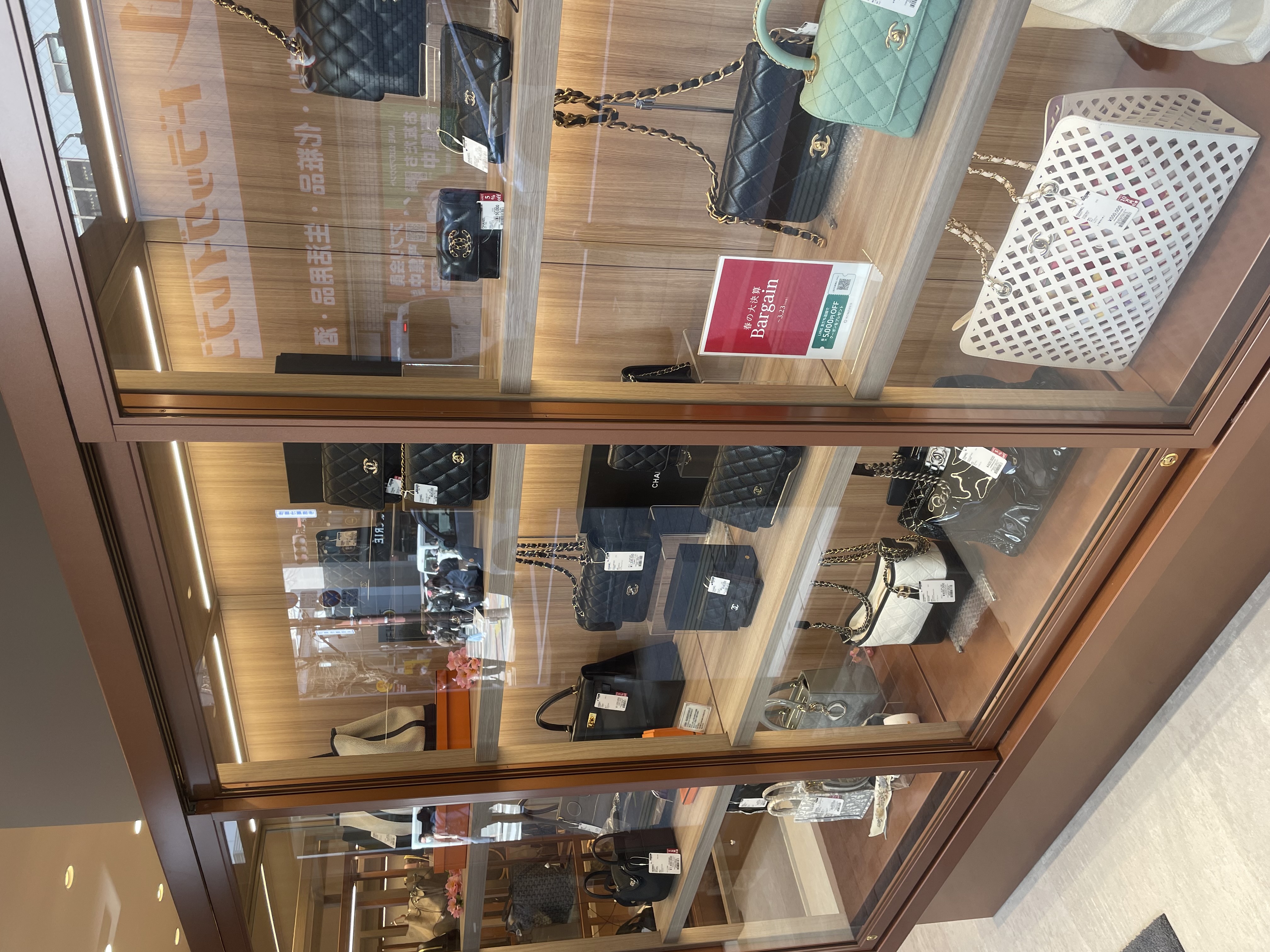 Images KOMEHYO（コメ兵）天神店