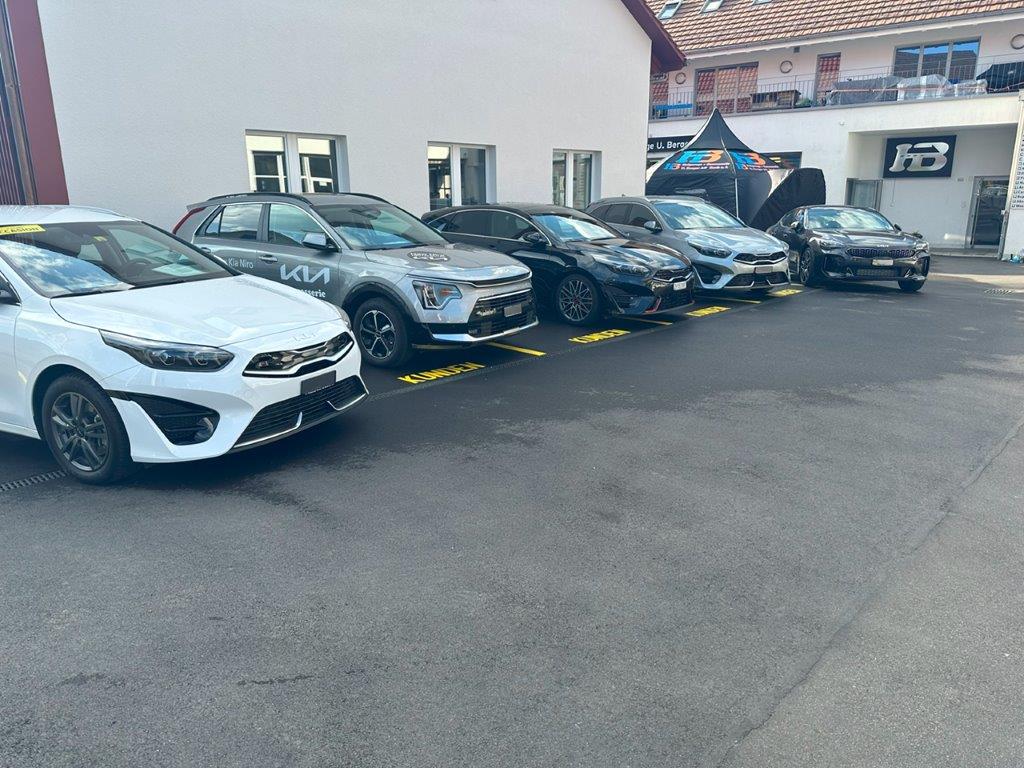 Bilder Hofgarage + Carrosserie U. Berger AG