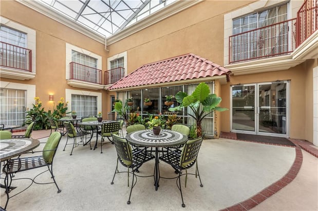 Images Best Western Plus Atrium Inn